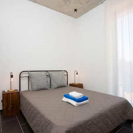 アパート Bridge House 202-2br Modern