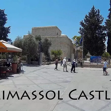 Bridge House 202-2br Modern