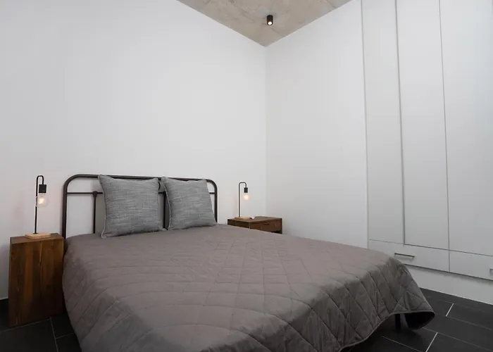 Bridge House 202-2br Modern Appartement