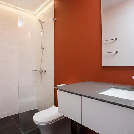 Bridge House 202-2br Modern Апартаменты *