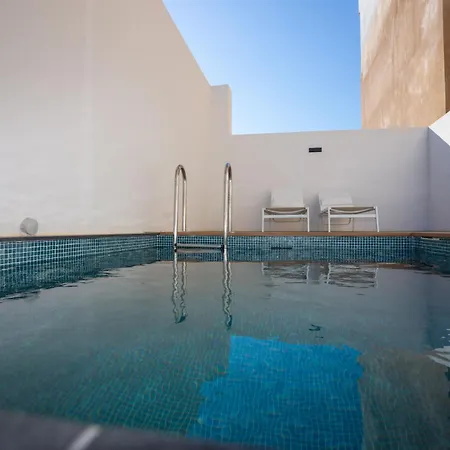 Bridge House 202-2br Modern *